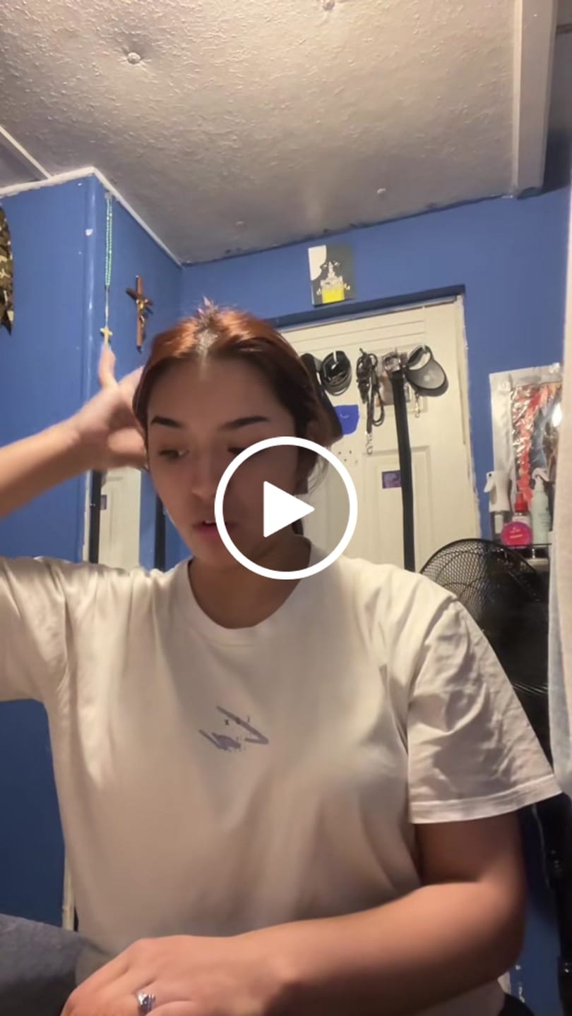 Customer video review of Cool + Glow Facial Towelettes