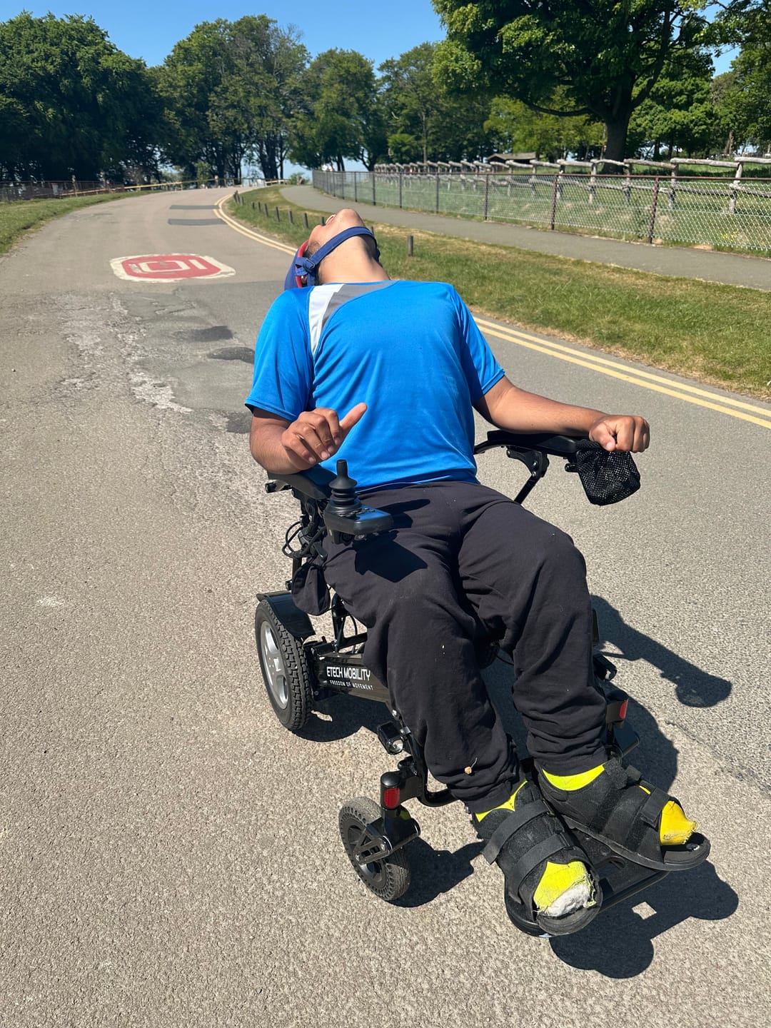 Customer photo review of Y20 Luxe – Lightweight Folding Powerchair with Quick-Release Premium Brushless Motors & Reclining Back