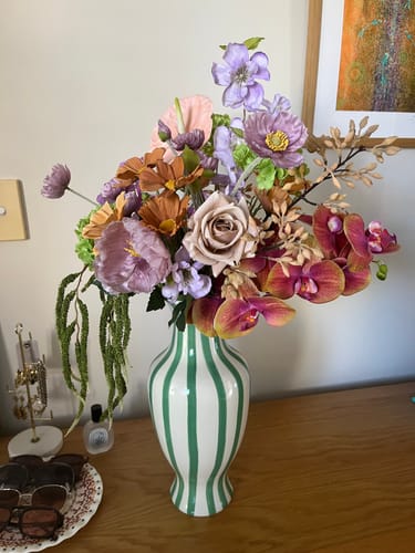 Customer photo review of Virgo  "Cosmic Earth Bouquet"