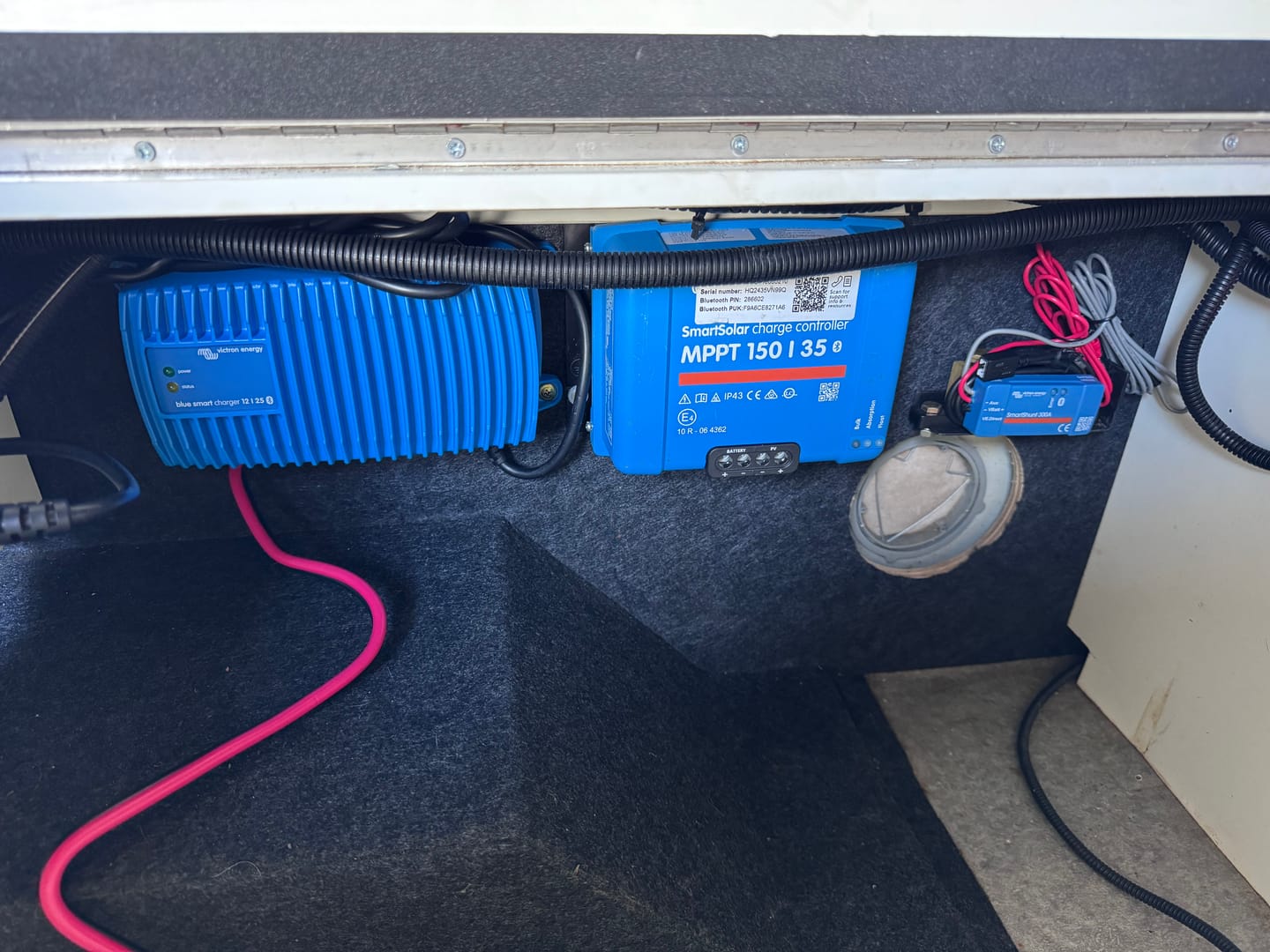 Customer photo review of Victron SmartShunt IP65