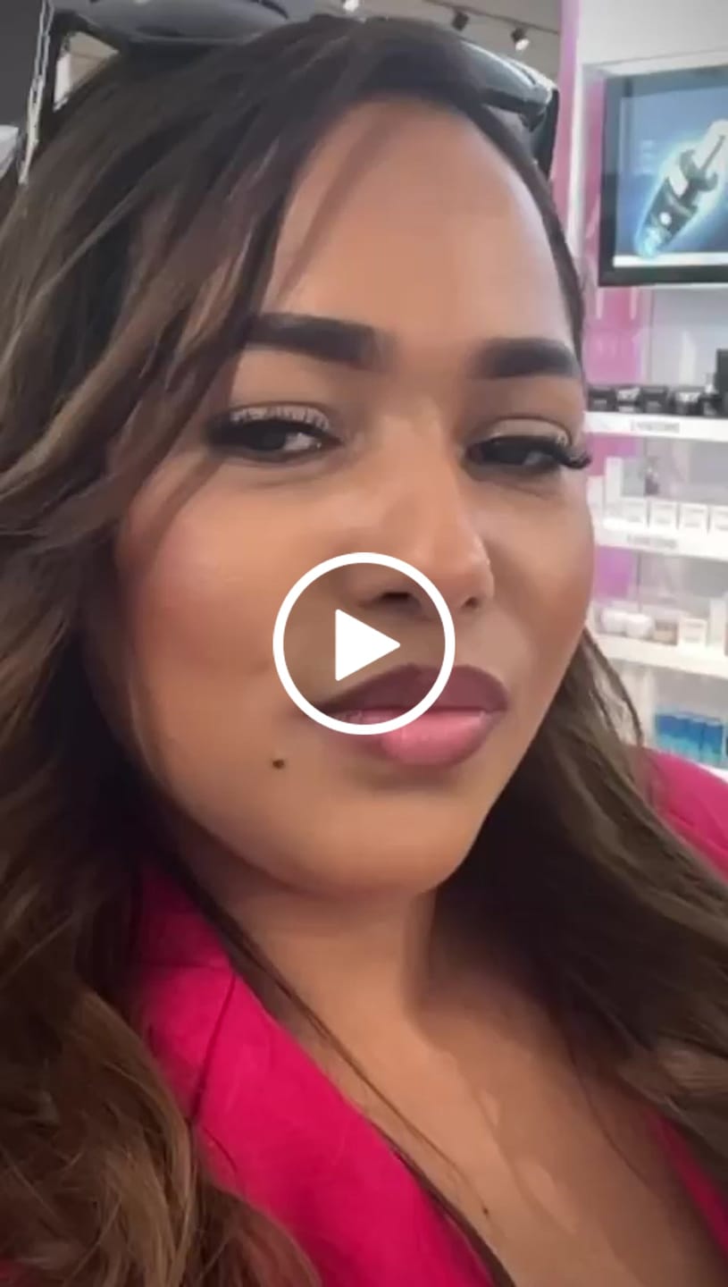 Customer video review of Silver Bullet Lightning Titanium Straightner 25mm up 230 Degrees