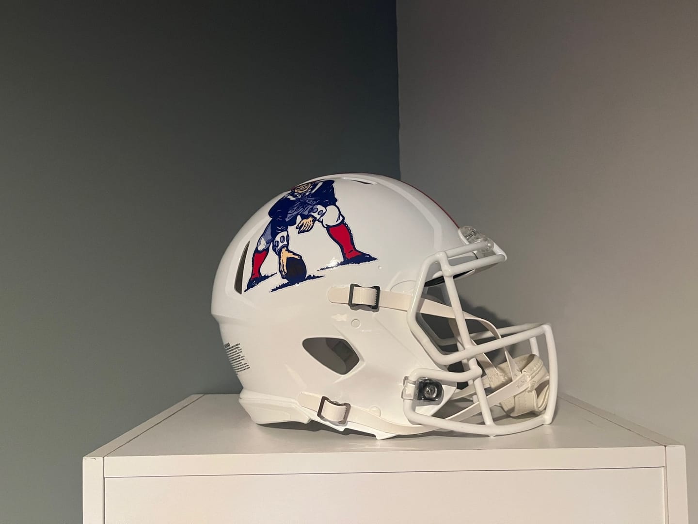 Customer photo review of New England Patriots Riddell Speed Authentic Helmet - Throwback 1982-1989