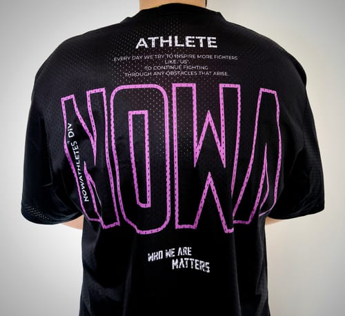 Customer photo review of USA PRO Cropped Tee - Iridian Black
