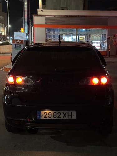 Francisco P. review of Off-White Out of Office image 1 out of 2