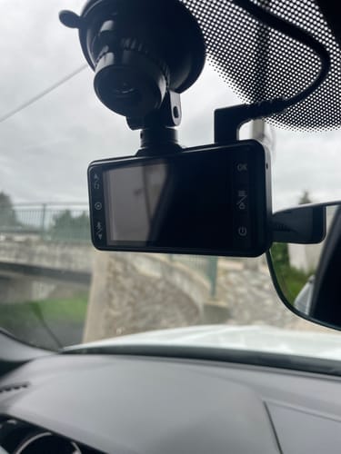 Customer photo review of Dashcam 4K Pro – Enregistrement Ultra HD avec caméras avant/arrière, vision nocturne et surveillance 24h/24