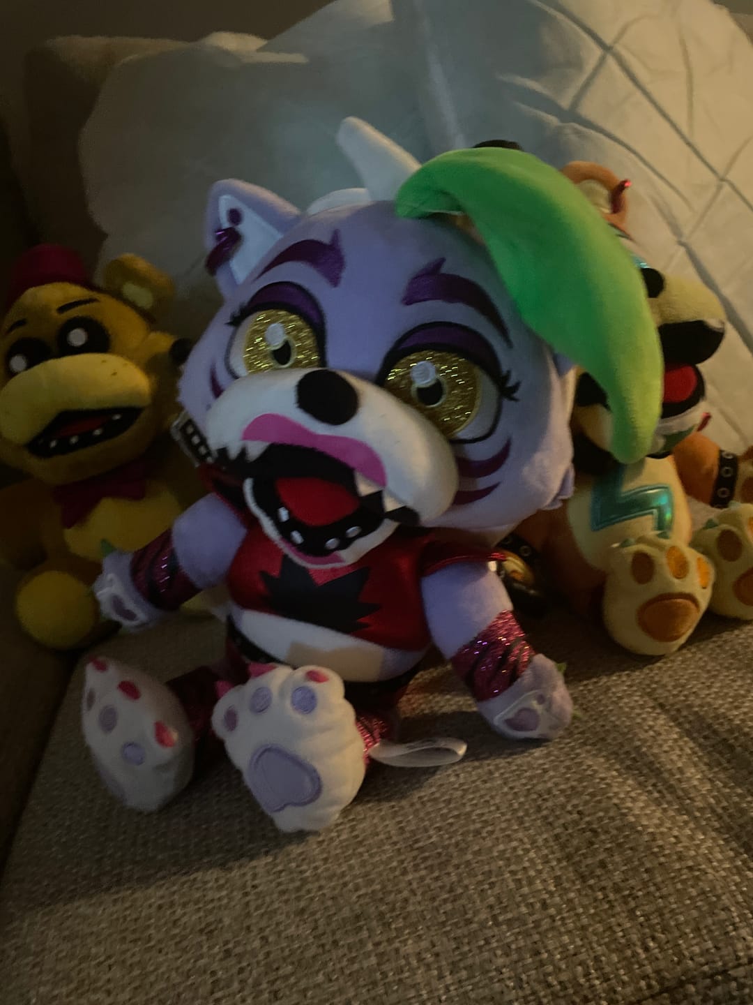 Customer photo review of Five Nights at Freddy's - Roxanne Wolf Collector's Plush