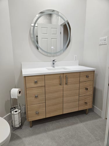 Customer photo review of Sidesplash, White Quartz