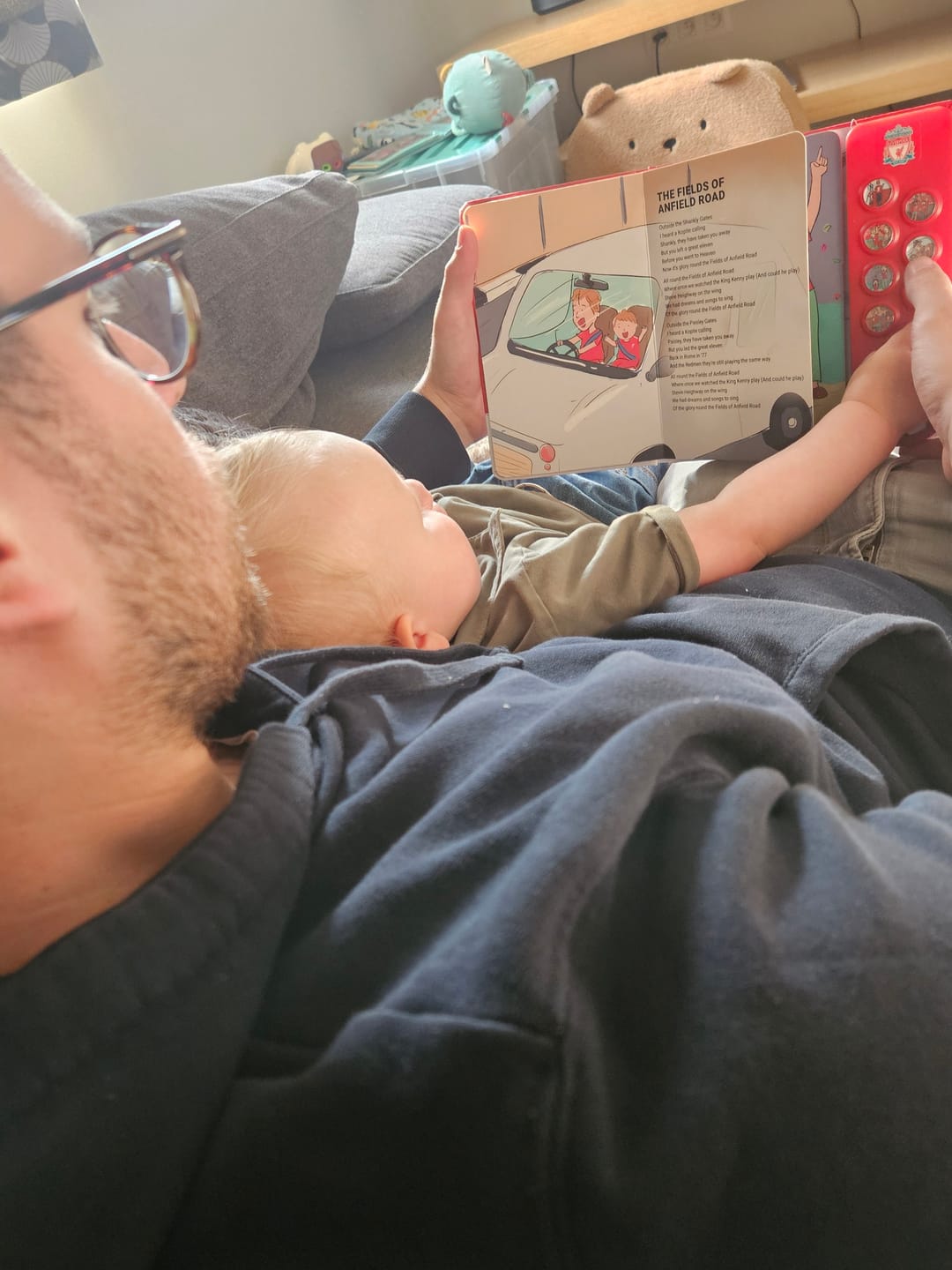 Customer photo review of LFC Fan Chants Sound Book