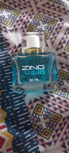 Customer photo review of Bleu De Zing
