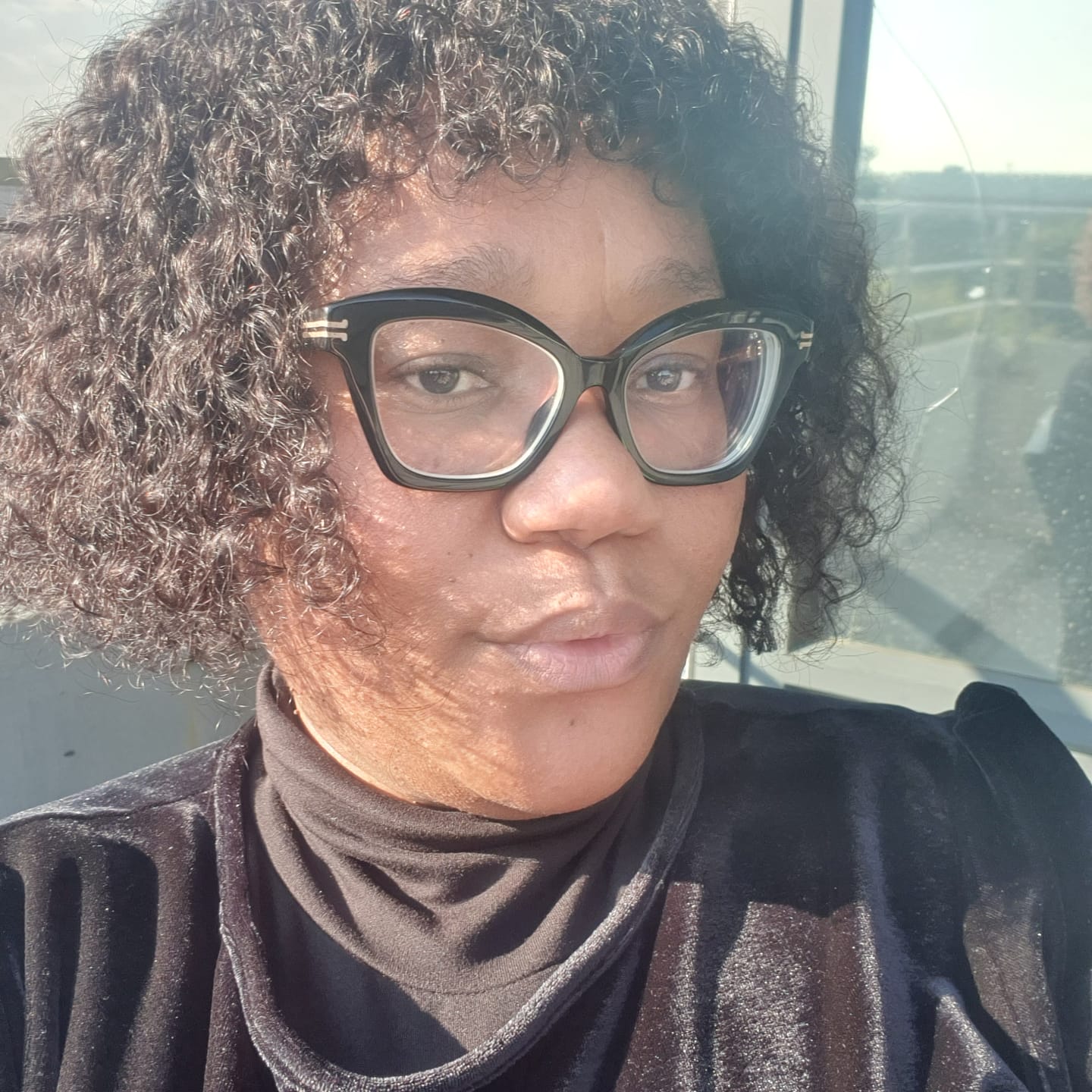 Customer photo review of Brazilian Water Wave Fringe - Zoe