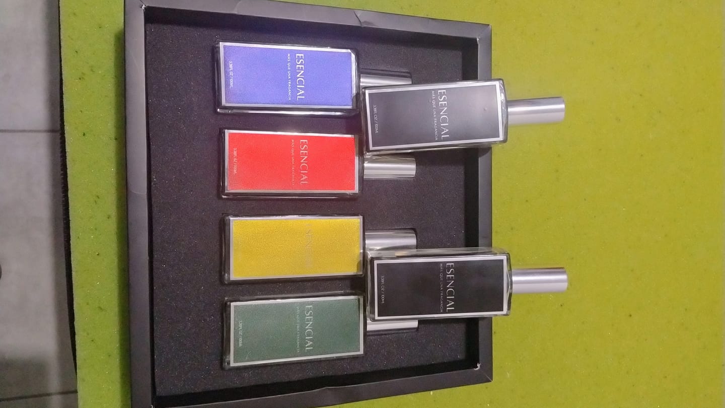 Customer photo review of Set "Le Labo" 4 Perfumes