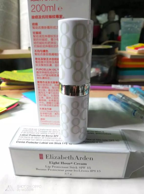 Customer photo review of Elizabeth Arden Eight Hour Lipcare Stick 3.7g