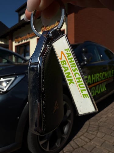 Customer photo review of Kennzeichen Schlüsselanhänger Mini Nummernschild Metall