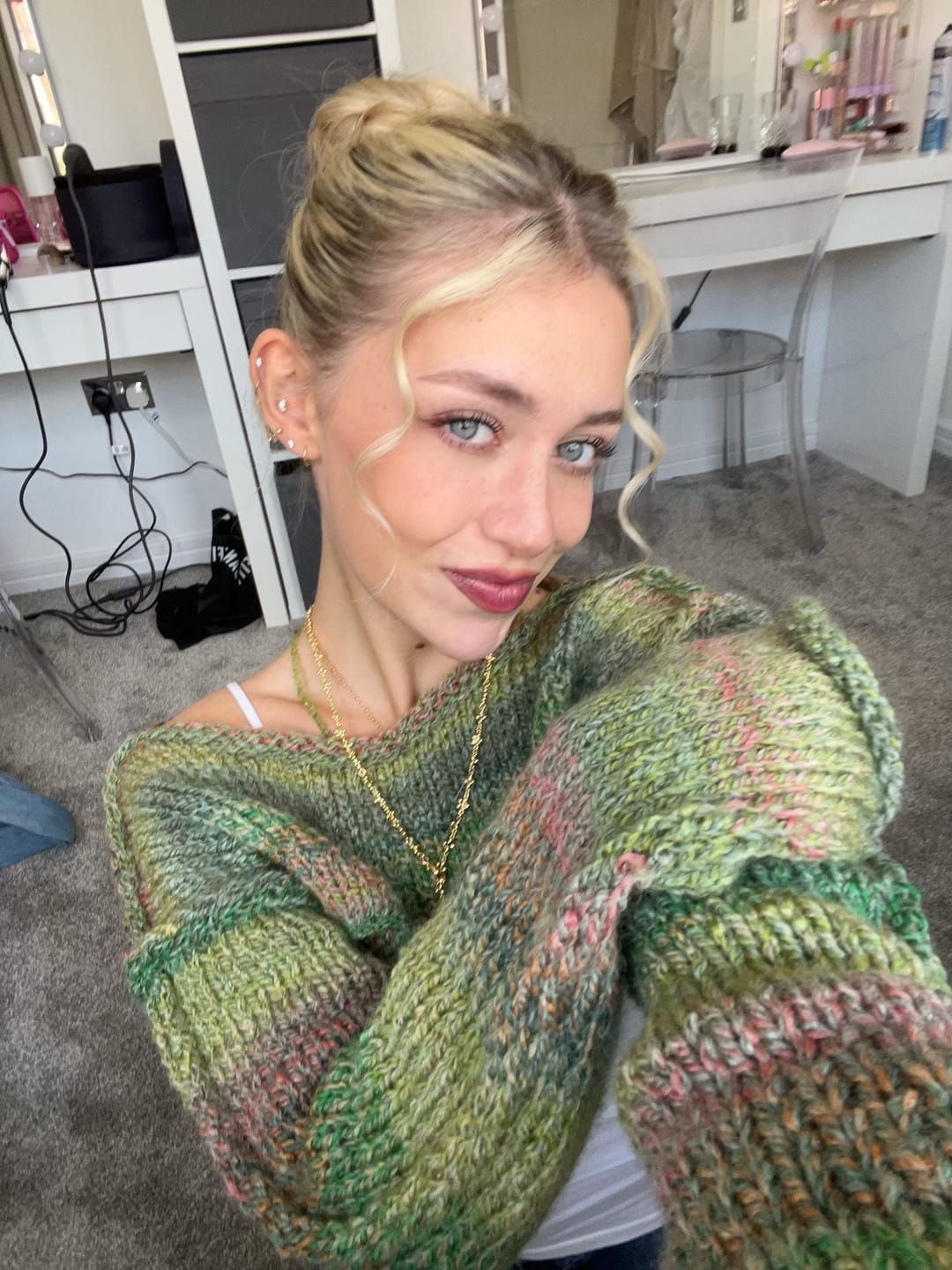 Customer photo review of Pink & Green chunky shrug