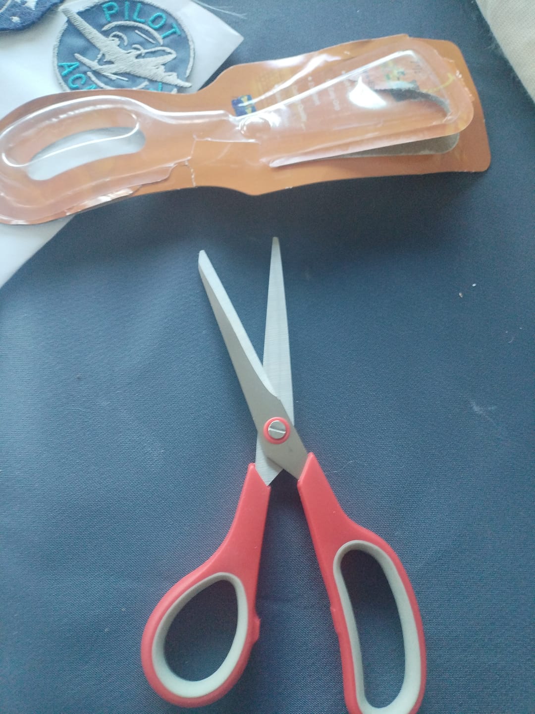 Customer photo review of Sew Ezi 7.5" Red Handle