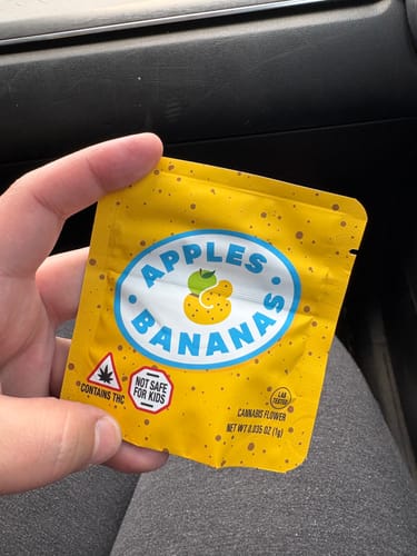 Customer photo review of APPLES AND BANANAS 1 G FLOWER  THC