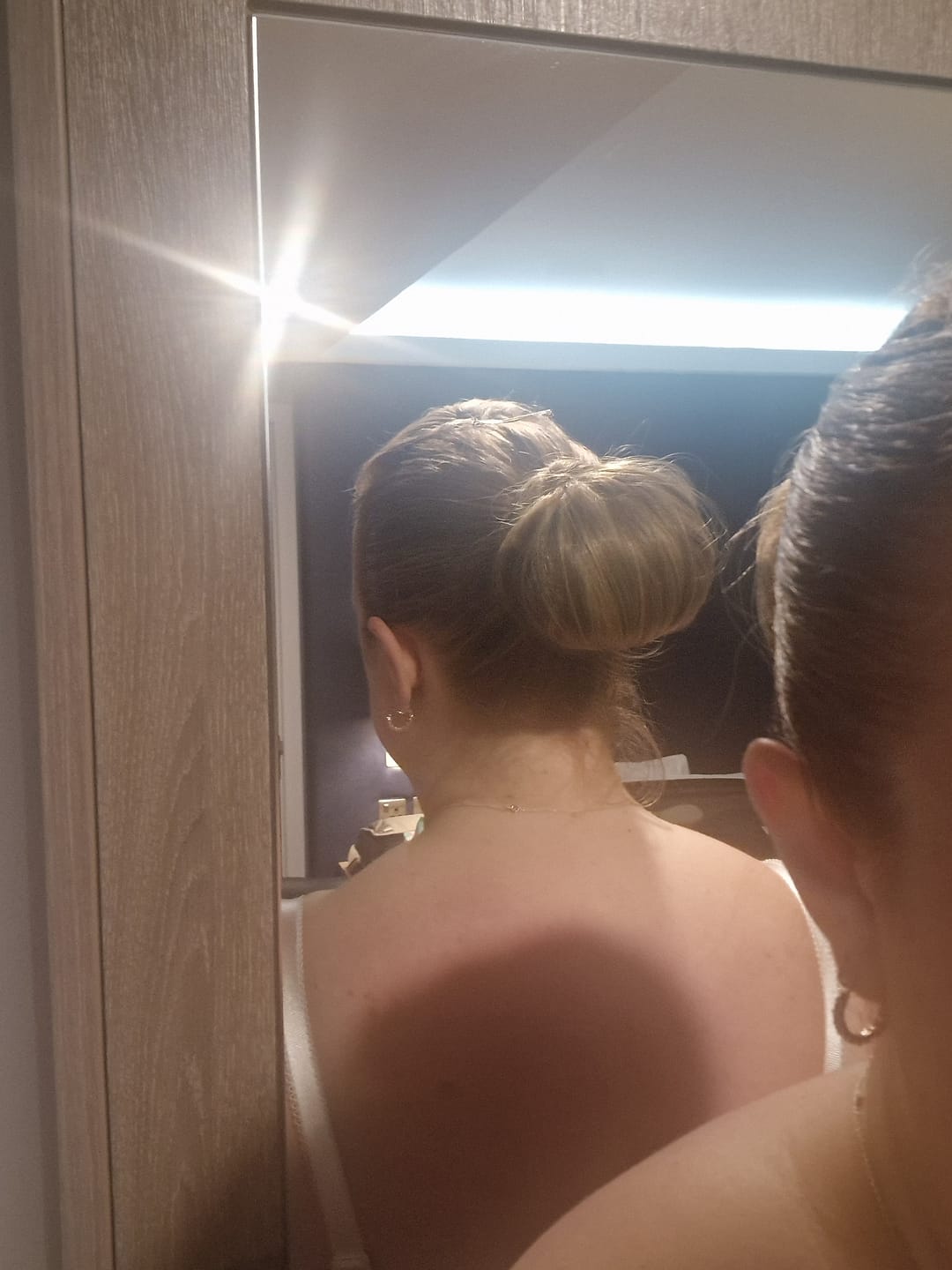 Customer photo review of Stranded Clip-in Mum Bun - Colour #10/12 Pansy