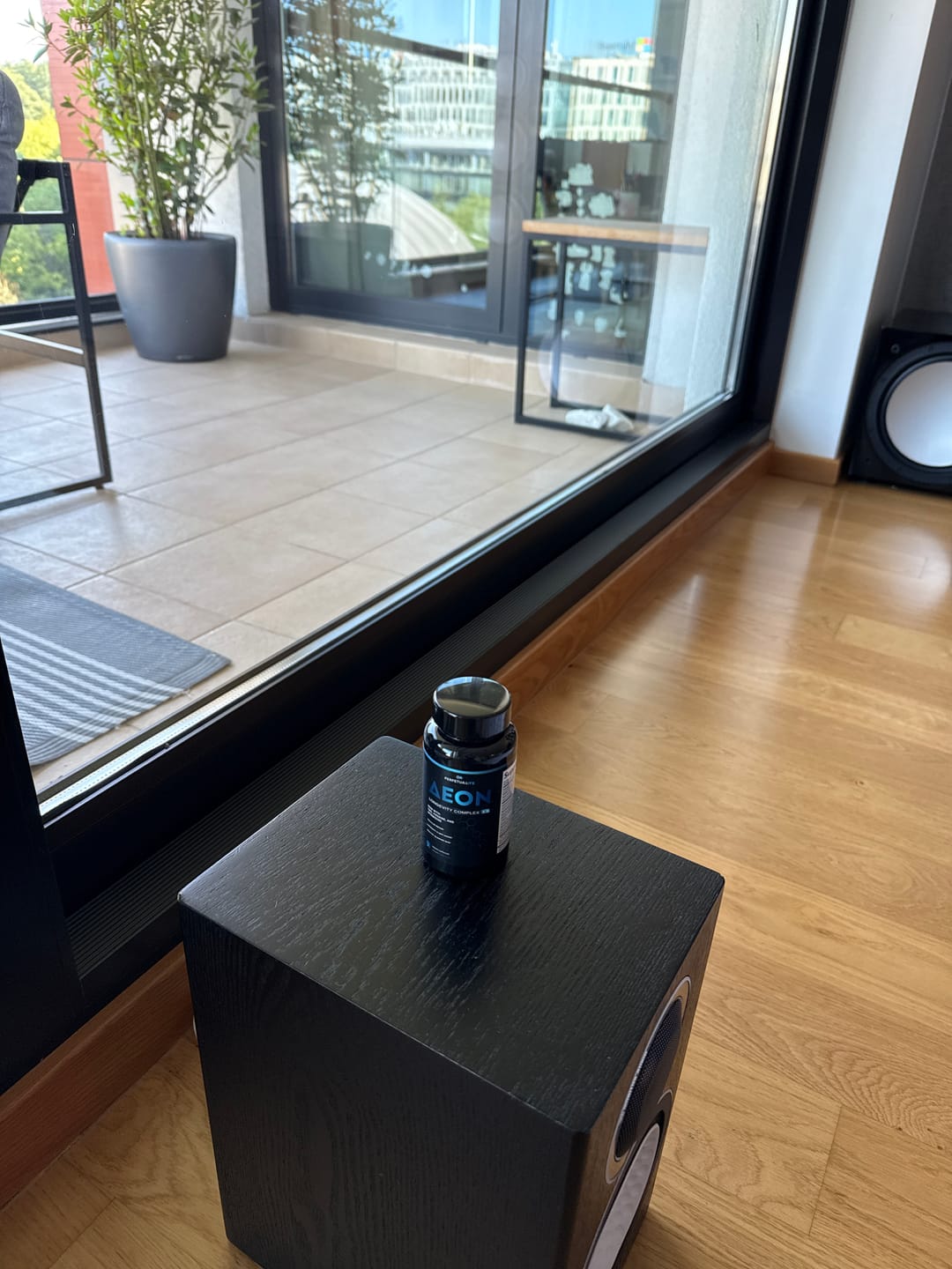 Customer photo review of AEON™ NAD+ Liposomal Longevity Complex with Nicotinamide DUO™