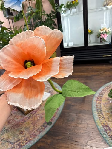 Customer photo review of Bulk Extra Size Peony Yarns Flower Head Giant Flowers Photo Mall Prop Wholesale