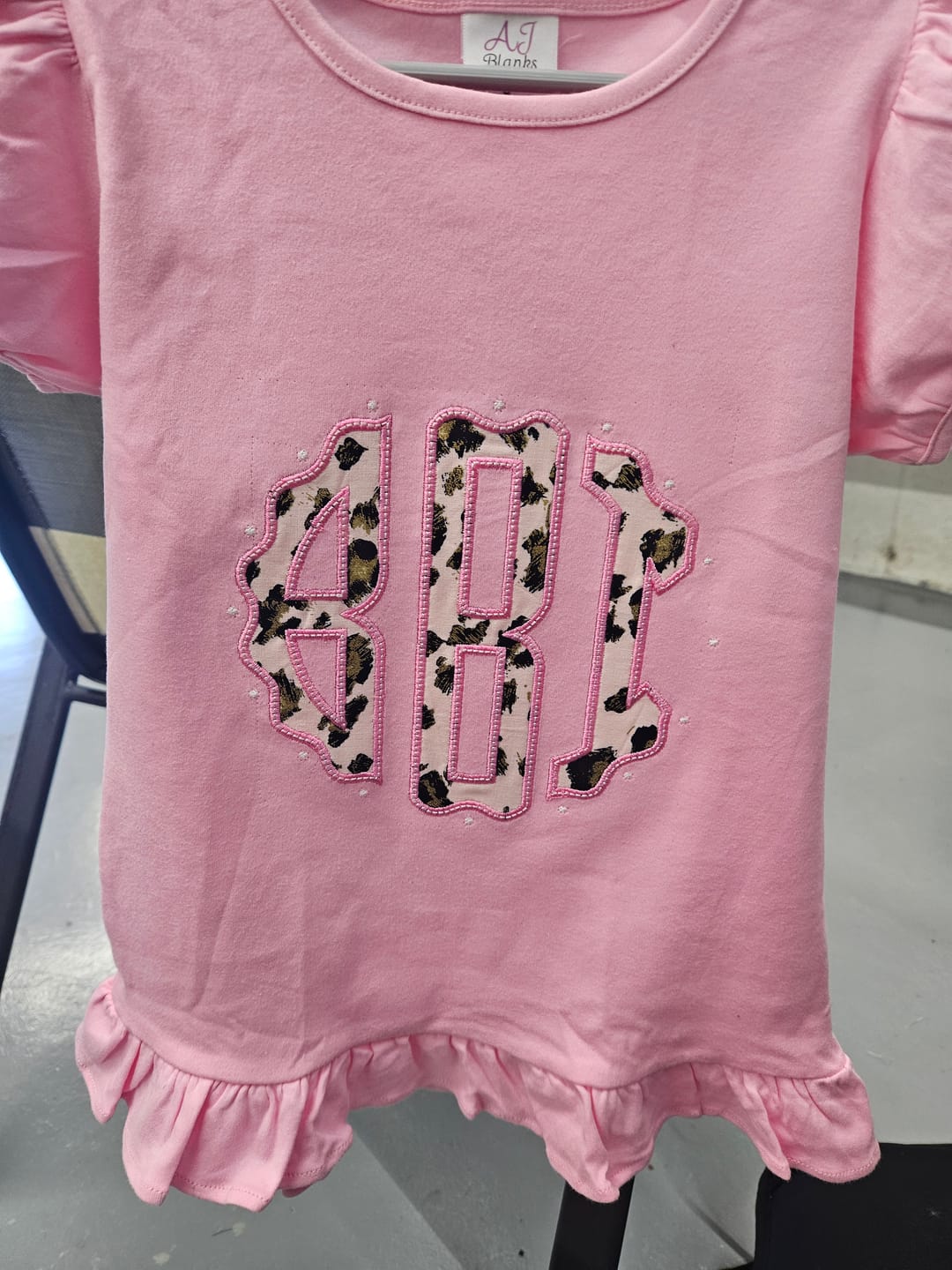 Customer photo review of Girl's Short Sleeve RUFFLE BOTTOM Shirts