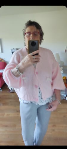 Customer photo review of Oversize Mini Schleifen Cardigan