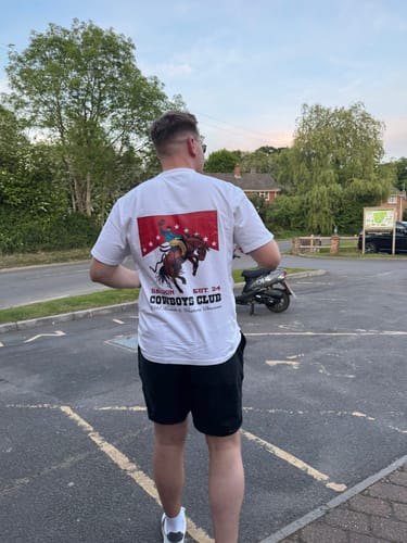 Customer photo review of COWBOYS CLUB ORIGINAL - HEAVY FADED TEE