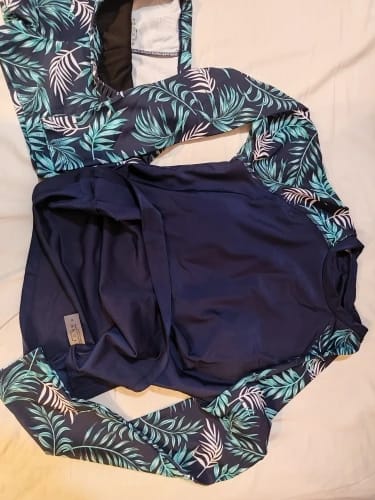 Customer photo review of Maillot de Bain Manche Longue 2 Pièces