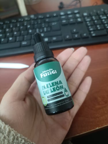 Customer photo review of Melena de León Cápsulas + Gotas - Extracto Ultra Concentrado