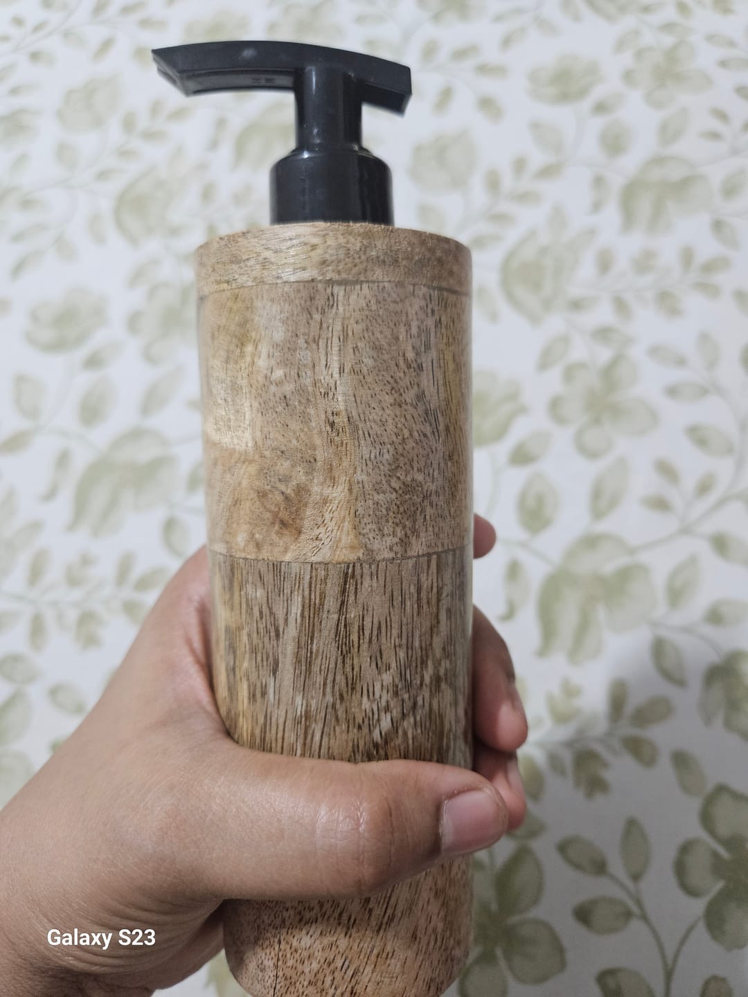 Customer photo review of NOURISHING Fantasea Body Wash 200 ml