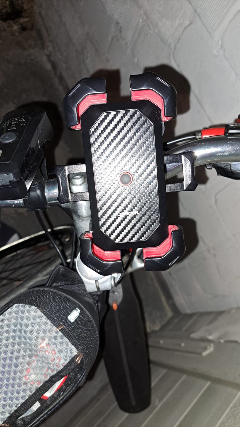 Customer photo review of Handyhalterung PRO - für alle Smartphones