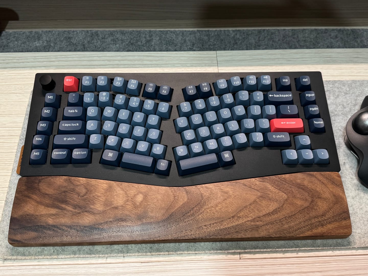 Customer photo review of Keychron V10 Max QMK/VIA無線客製機械鍵盤(注音版本)