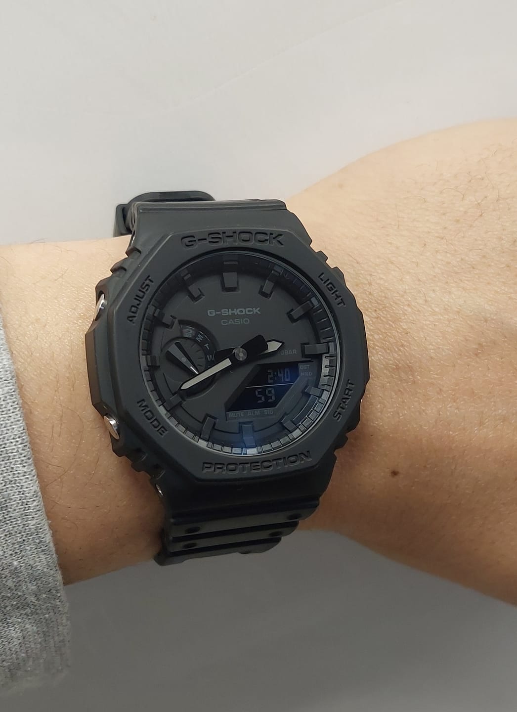 Customer photo review of Reloj Casio G-Shock Royal Oak "Casioak" GA-2100-1A1JF Carbon Core Negro JDM