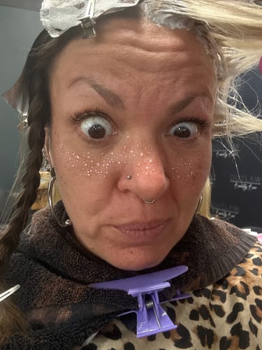 Customer photo review of Rose Gold Stardust Speckles Makeup Patches