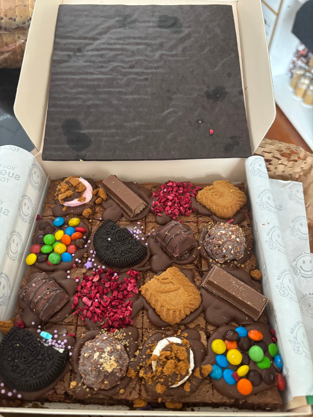 Customer photo review of Mixed assortment brownie