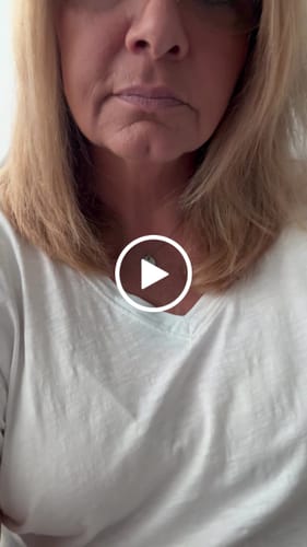 Customer video review of Round Disc Pendant