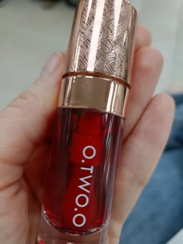 Customer photo review of O.TWO.O HAUTE WATERY LIP AND CHEEK TINT