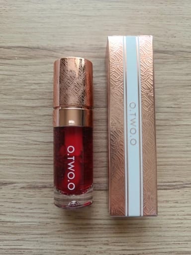 Customer photo review of O.TWO.O HAUTE WATERY LIP AND CHEEK TINT