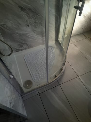 Customer photo review of 900 x 760 Right Hand Offset Quadrant Stone Shower Tray
