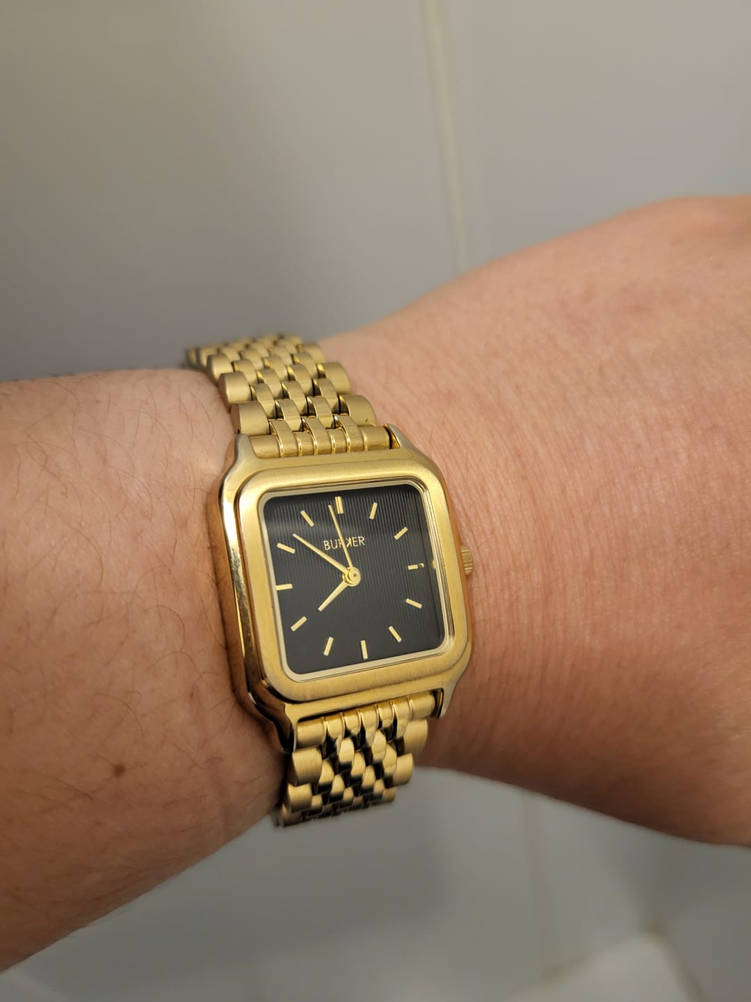 Customer photo review of Macy Gold Black