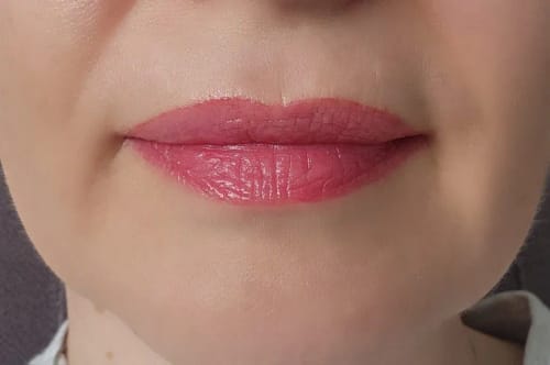 Customer photo review of O.TWO.O HAUTE WATERY LIP AND CHEEK TINT