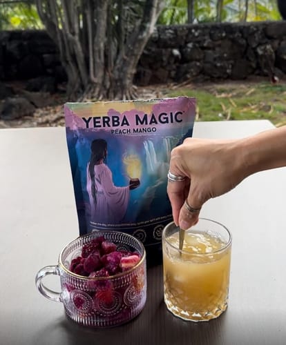 Customer photo review of Yerba Magic Strawberry Matcha
