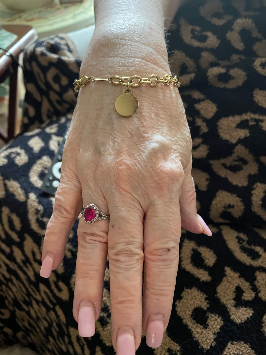 Customer photo review of Engravable Classic Chunky Disc Bracelet