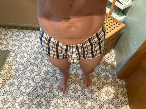 Customer photo review of Mens Plaid Front Pouch Boxer Shorts