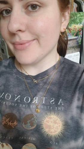 Customer photo review of Ribbon Necklace