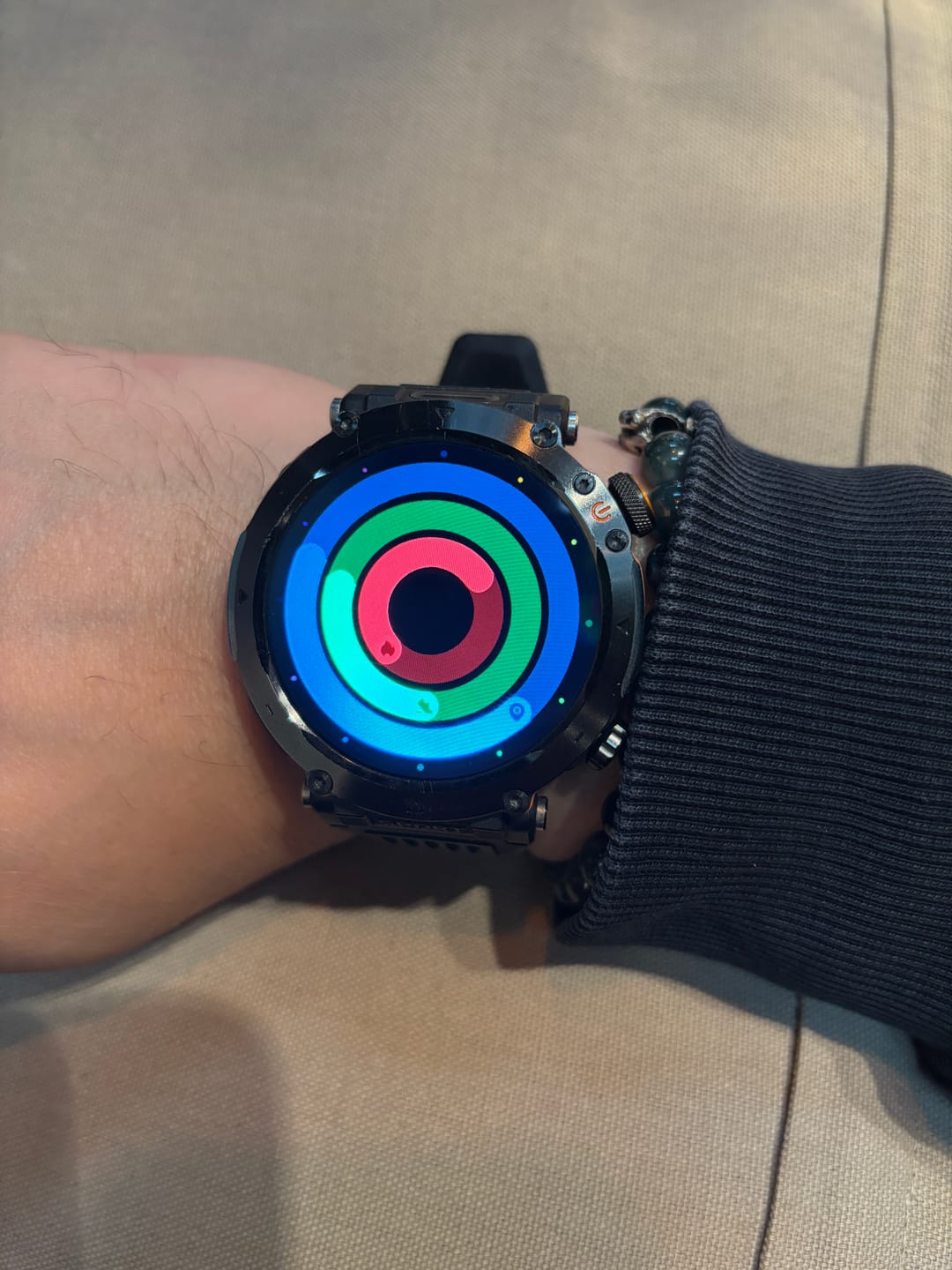 Customer photo review of STONE – Die stabilste Smartwatch mit 21+ Tagen Akkulaufzeit