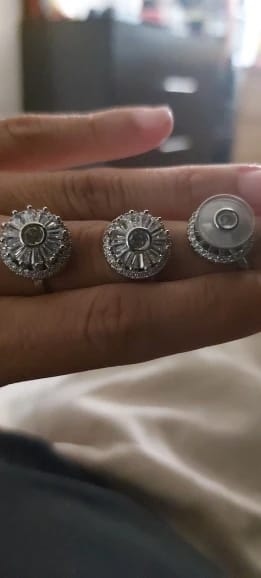 Customer photo review of Flower Spinner Ring