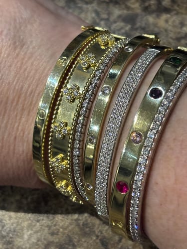 Customer photo review of 10K Rainbow Devotion Bangle