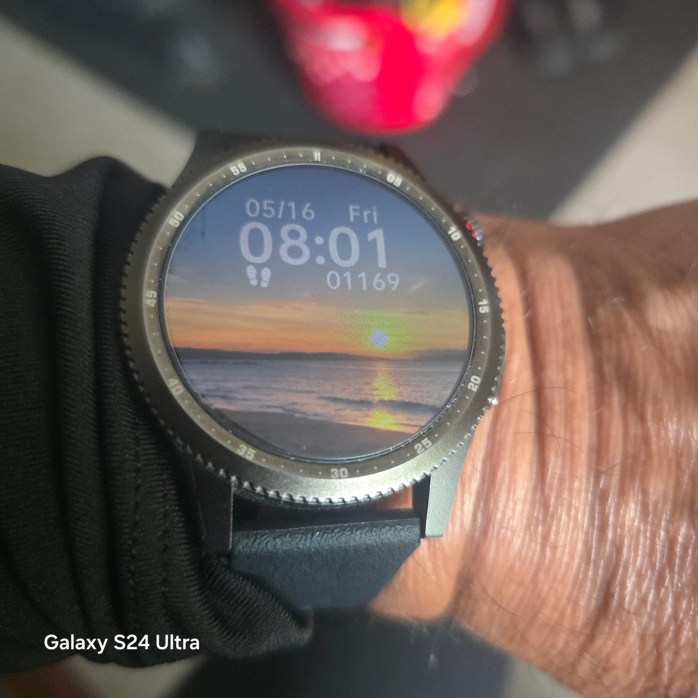 Customer photo review of Fitaos H9 ECG blood glucose Uric acid cholesterol Stress monitoring Smartwatch