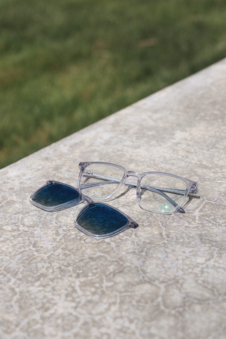 Customer photo review of Ford | Magnetic Flip-up Clip-on Eyeglasses Sunglasses | ZanyLen 2025 New Arrivals