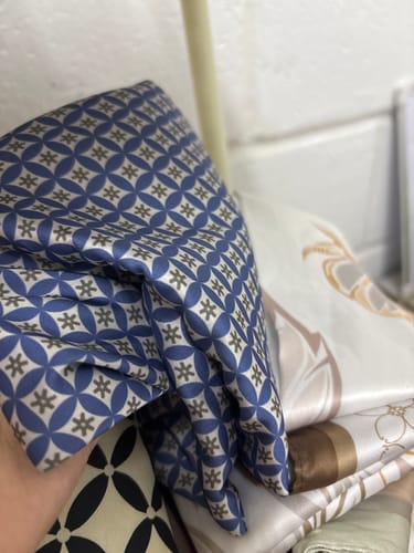 Customer photo review of Bertamu Square (Powder Blue)